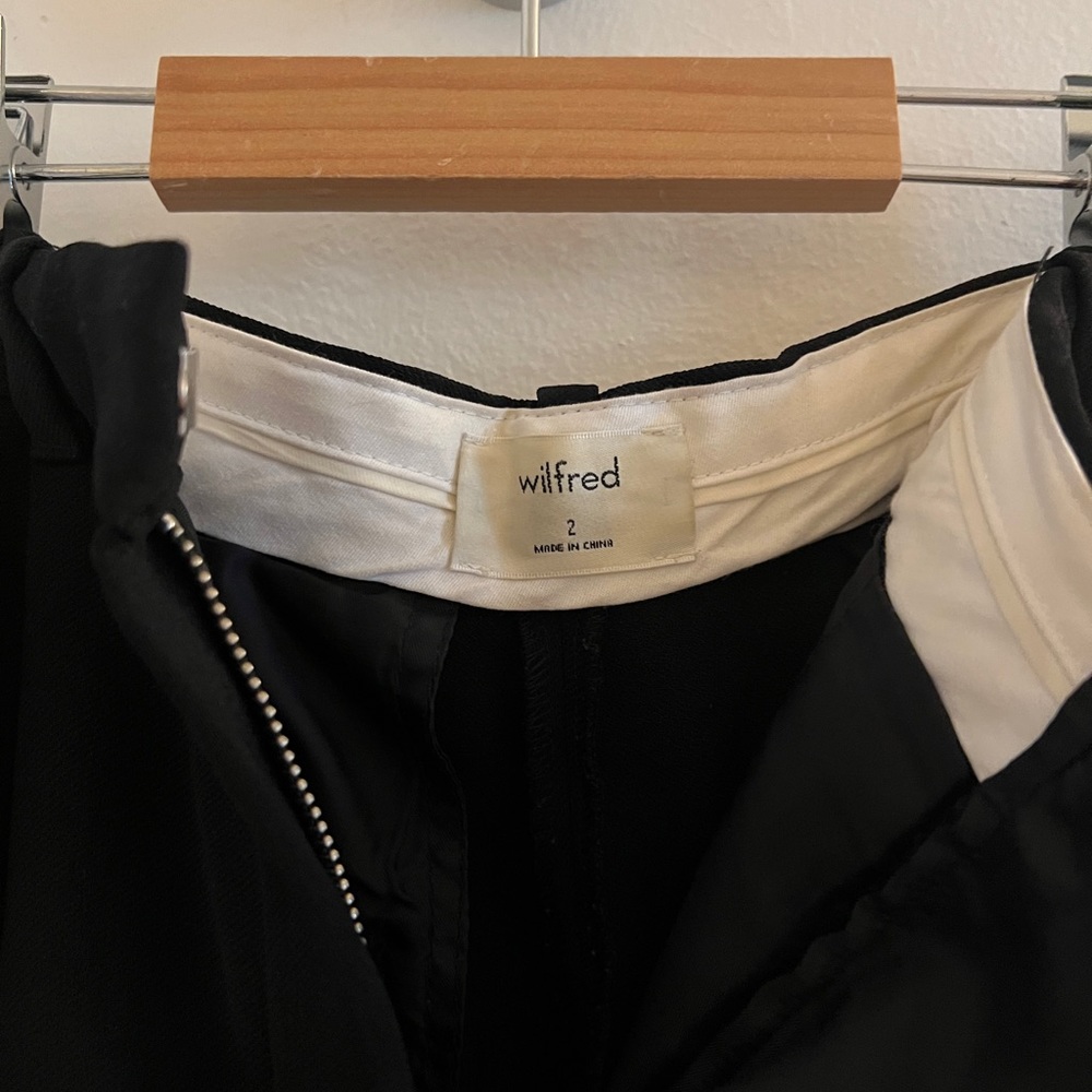 Aritzia Wilfred Pants